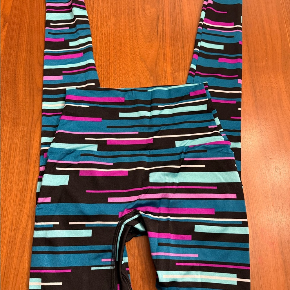 K-DEER Multicolor Striped Leggings